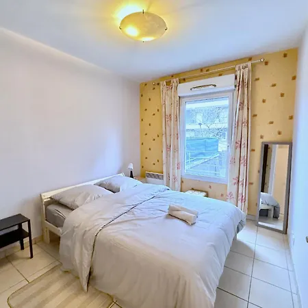2 Chambres - 20 Min De Paris Et Disney Avec Terrasse Et Parking Champs-Sur-Marne Exterior photo